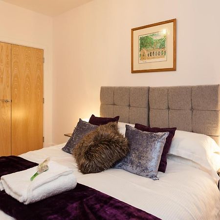 Self-Contained Town Centre One Bedroom Apartments By Helmswood Serviced Apartments Redhill  Luaran gambar