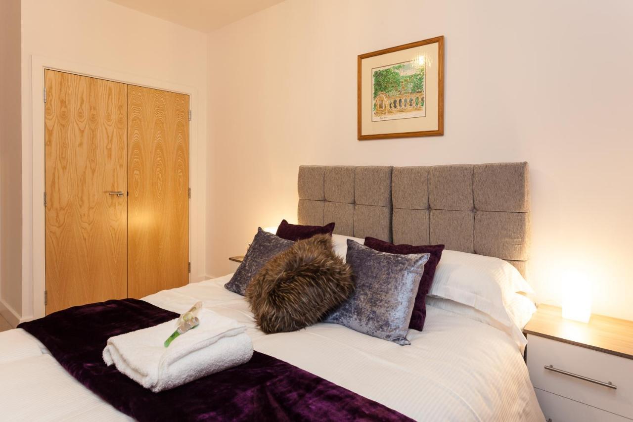 Self-Contained Town Centre One Bedroom Apartments By Helmswood Serviced Apartments Redhill  Luaran gambar
