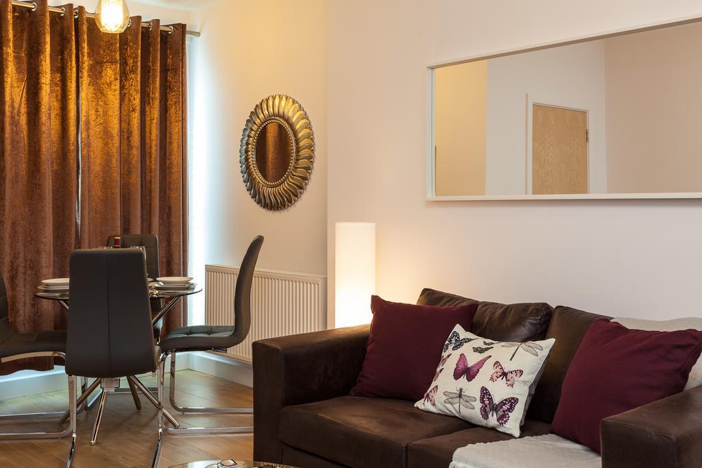 Self-Contained Town Centre One Bedroom Apartments By Helmswood Serviced Apartments Redhill  Luaran gambar