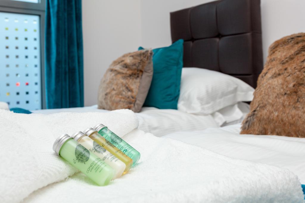 Self-Contained Town Centre One Bedroom Apartments By Helmswood Serviced Apartments Redhill  Luaran gambar
