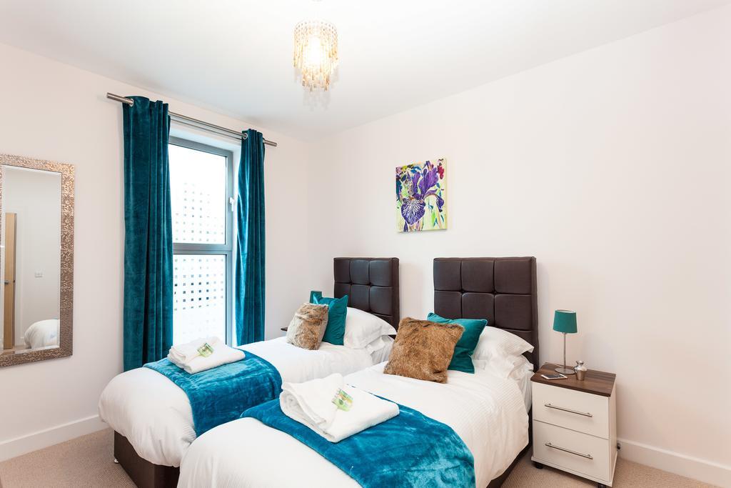 Self-Contained Town Centre One Bedroom Apartments By Helmswood Serviced Apartments Redhill  Luaran gambar