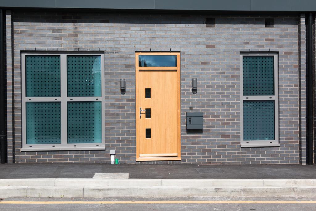 Self-Contained Town Centre One Bedroom Apartments By Helmswood Serviced Apartments Redhill  Luaran gambar