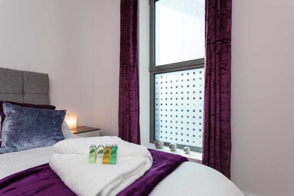 Self-Contained Town Centre One Bedroom Apartments By Helmswood Serviced Apartments Redhill  Luaran gambar