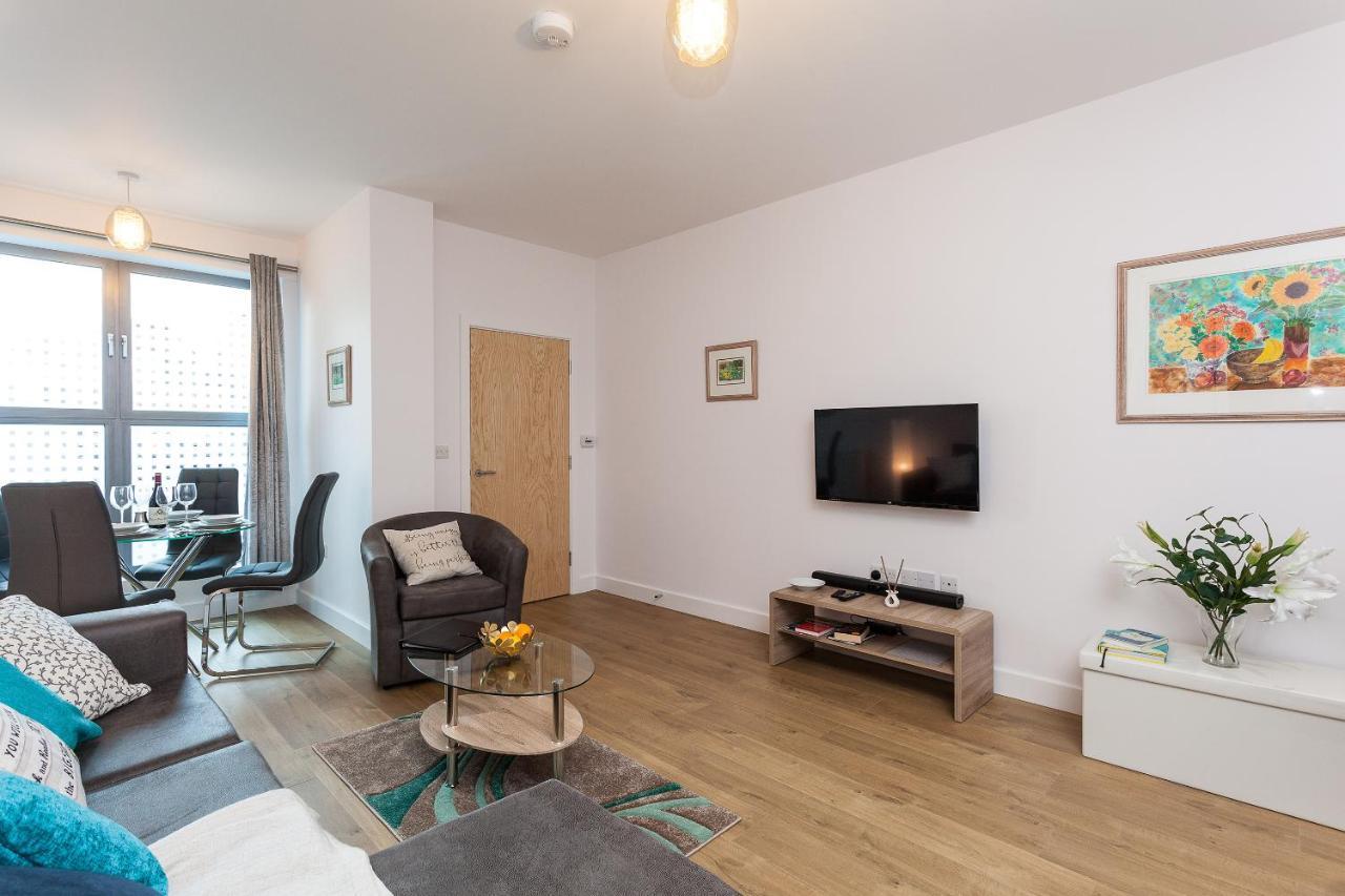 Self-Contained Town Centre One Bedroom Apartments By Helmswood Serviced Apartments Redhill  Luaran gambar